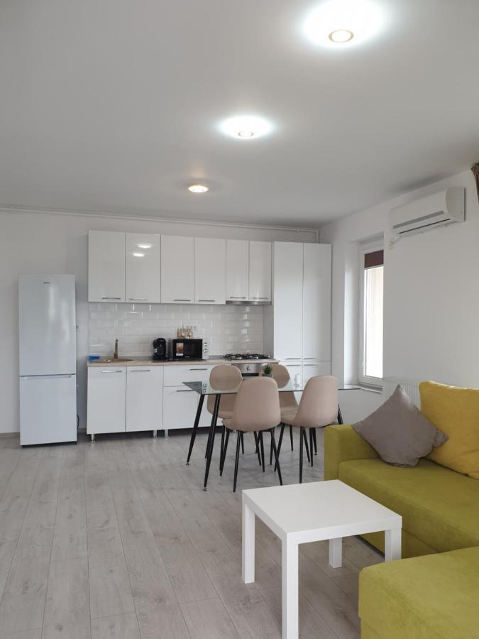 Apartament Frumos Navodari Bagian luar foto