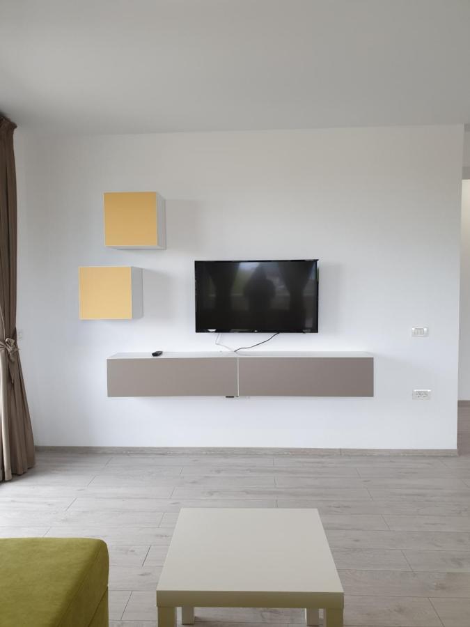 Apartament Frumos Navodari Bagian luar foto